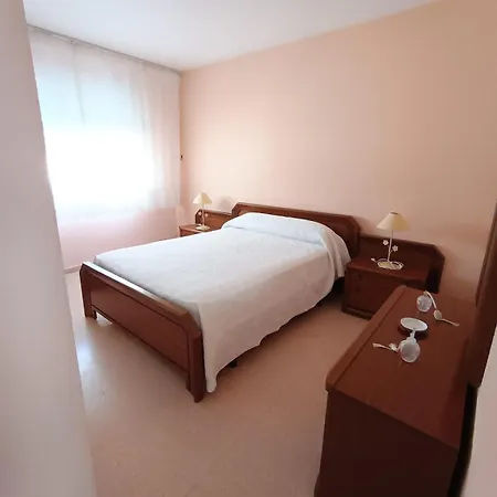 Adosado Entero A Escasos 50 Metros De La Playa *